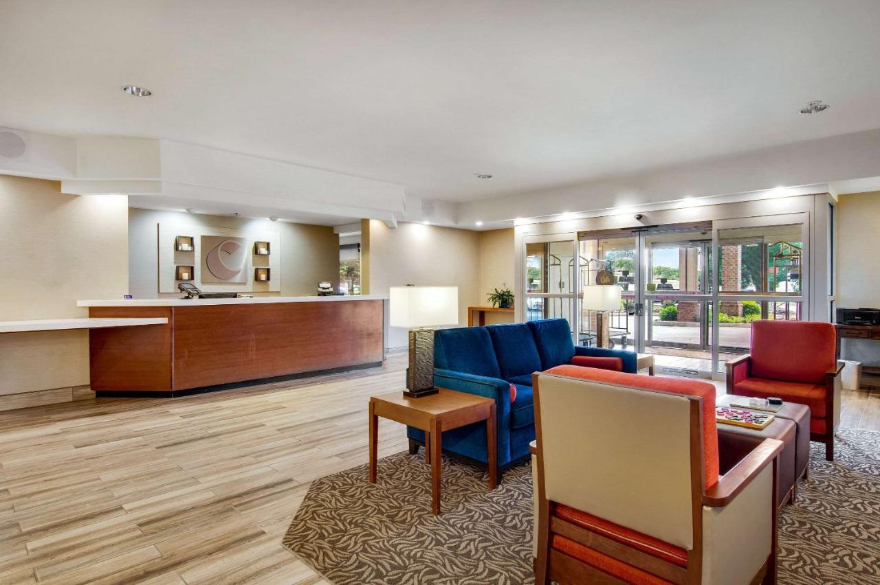 Comfort Inn Airport Roanoke Exterior photo
