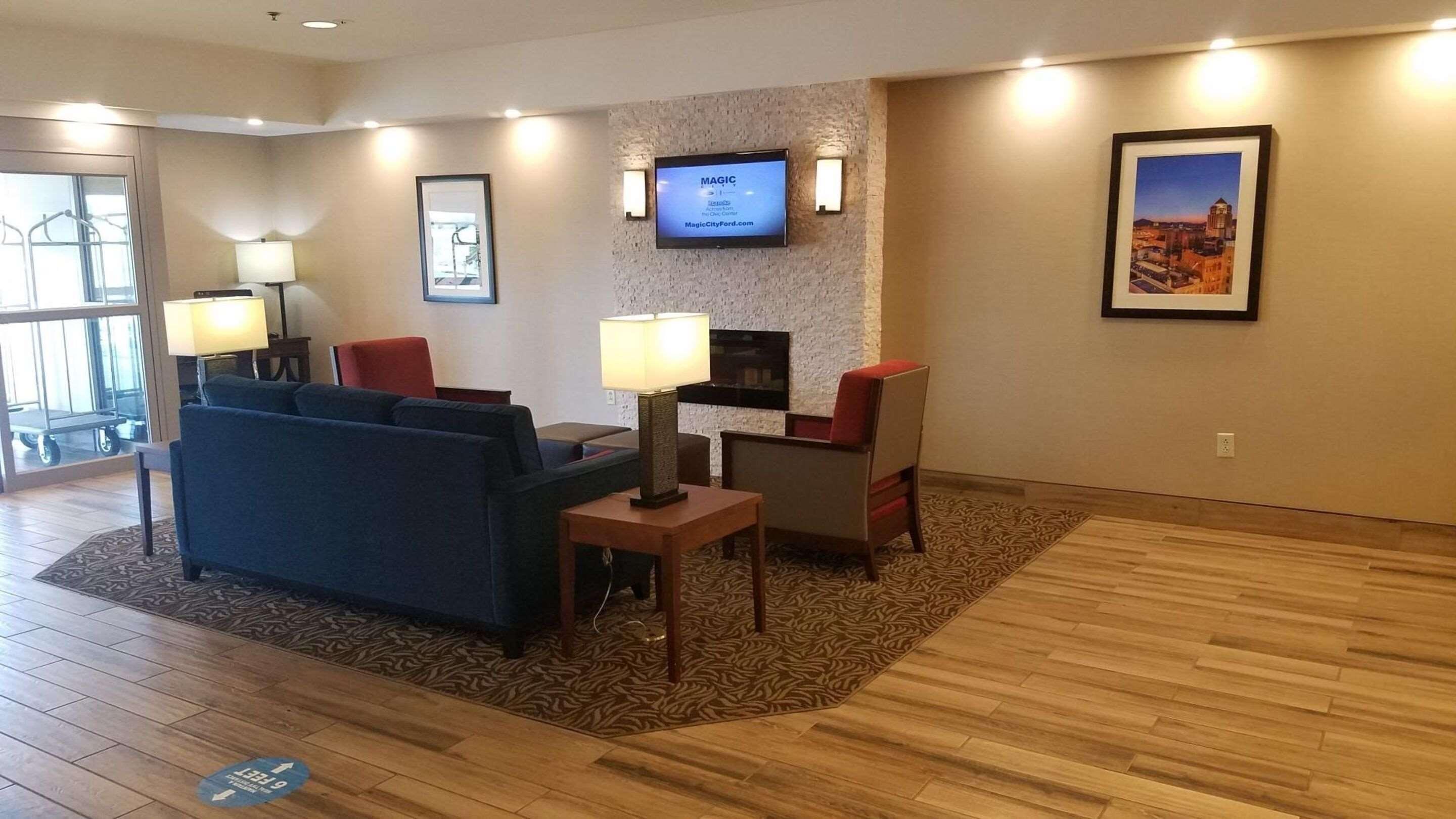 Comfort Inn Airport Roanoke Exterior photo